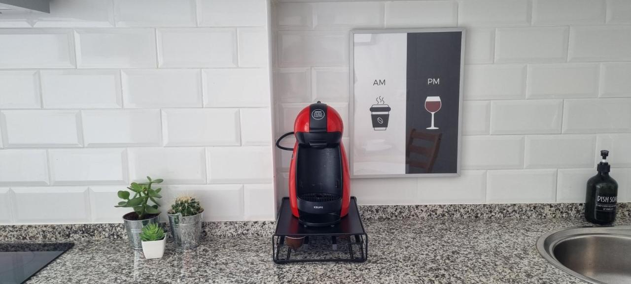 אלמאדה Canto Da Rocha Guesthouse מראה חיצוני תמונה